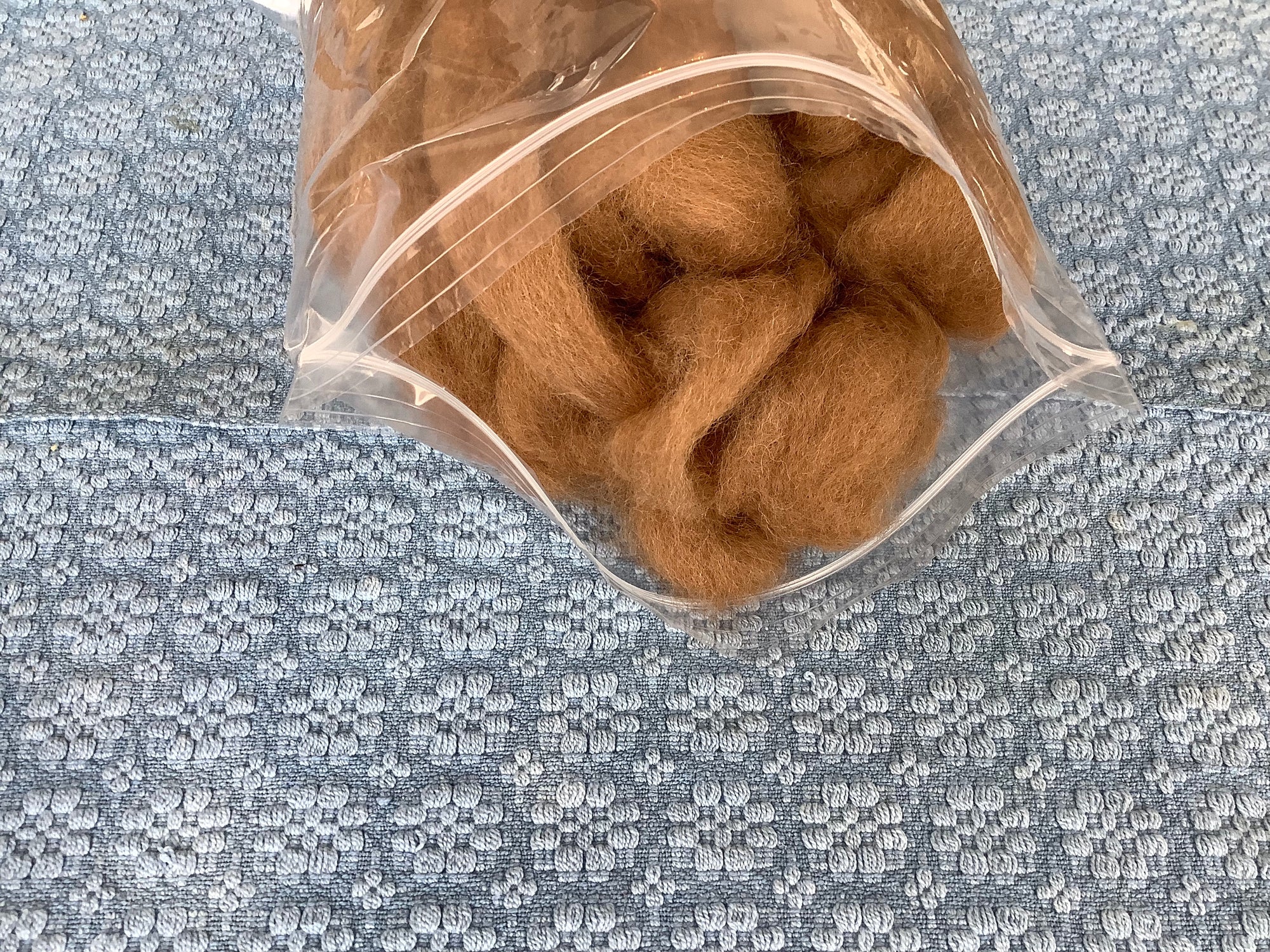 Medium Fawn alpaca roving for spinning
